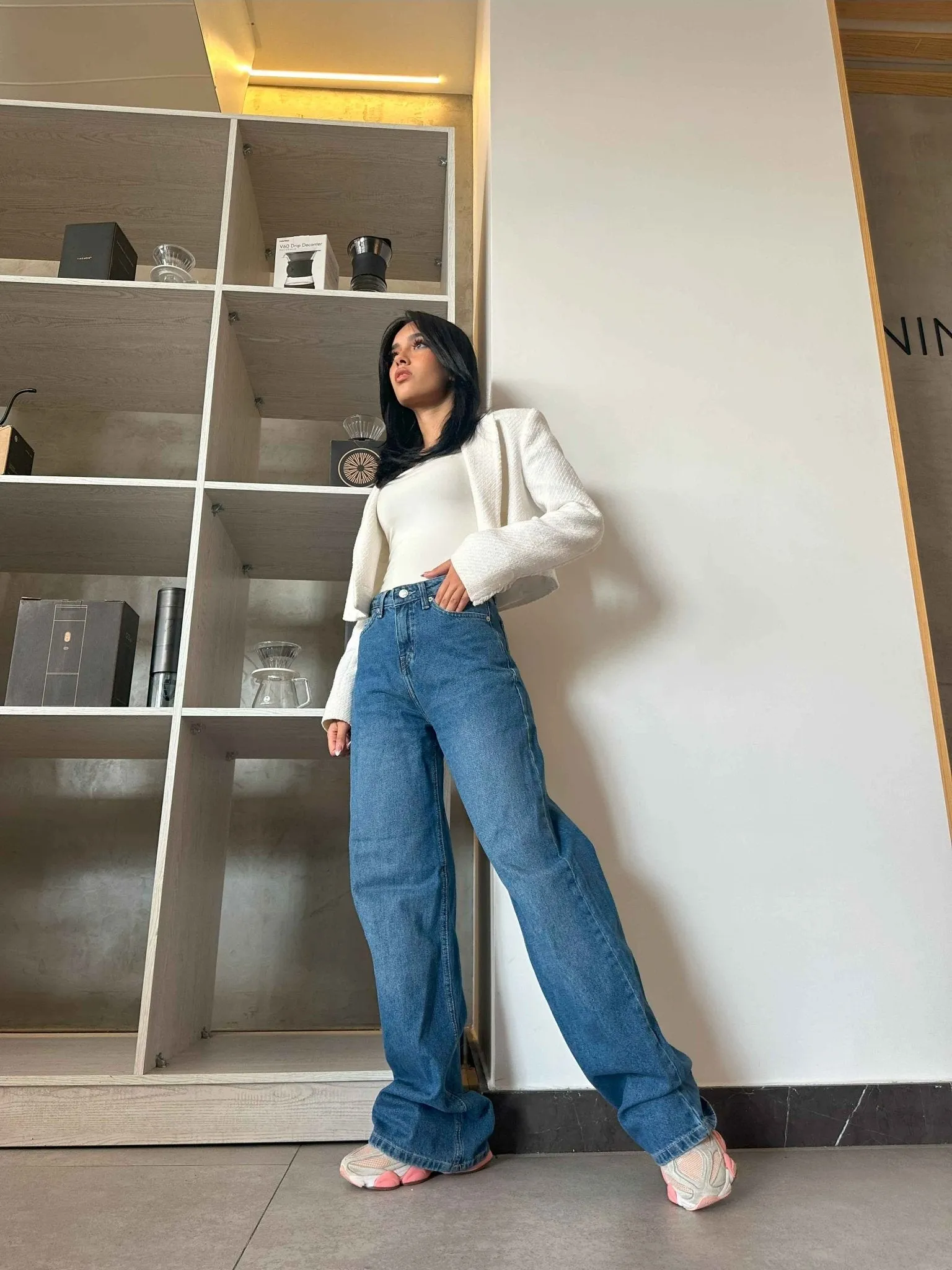 Baggy - Mid Blue Wash Jeans.