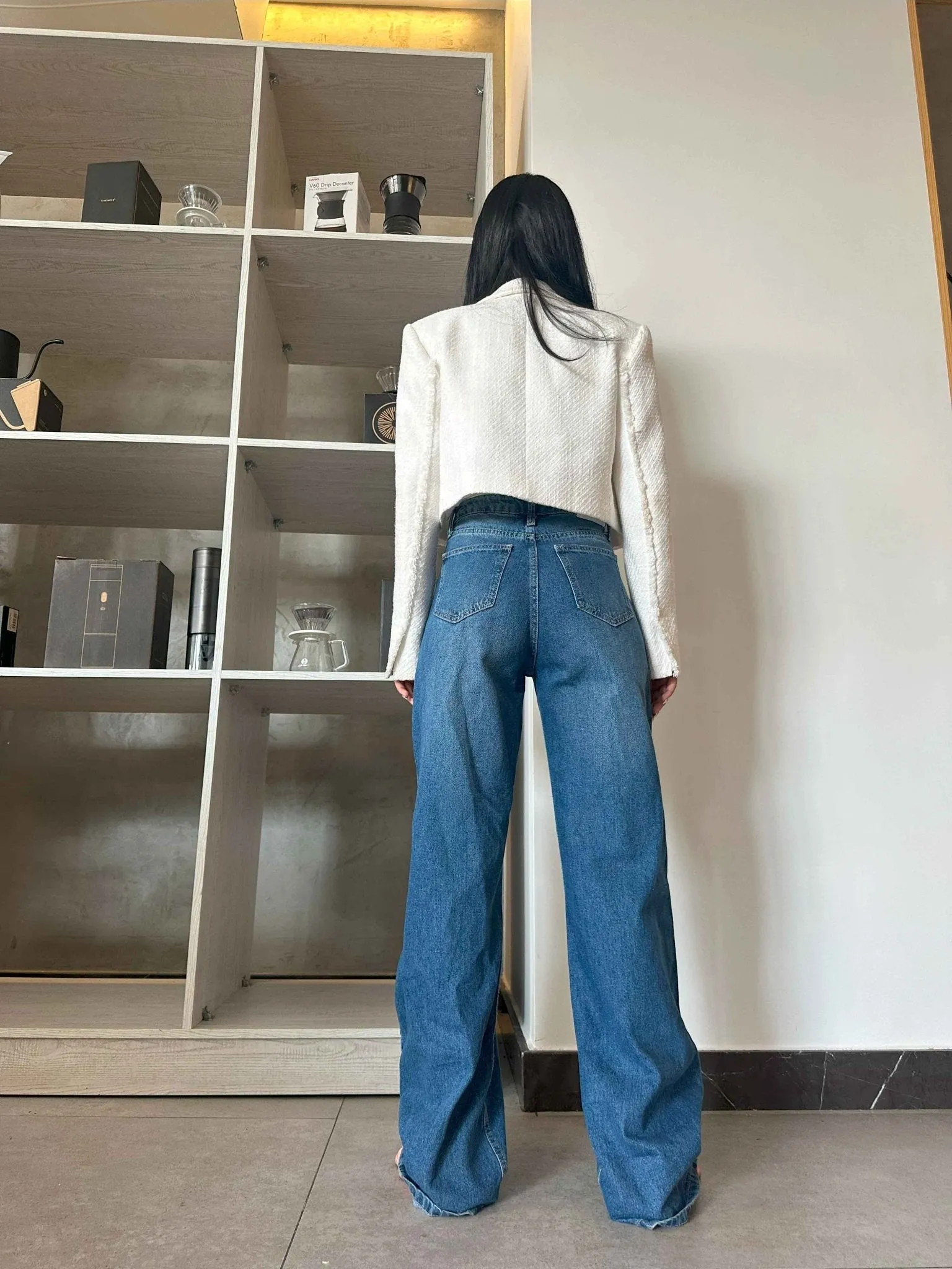 Baggy - Mid Blue Wash Jeans.
