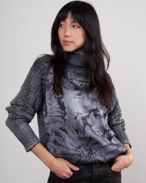 high neck pullover with front sunflowers silk - navy
