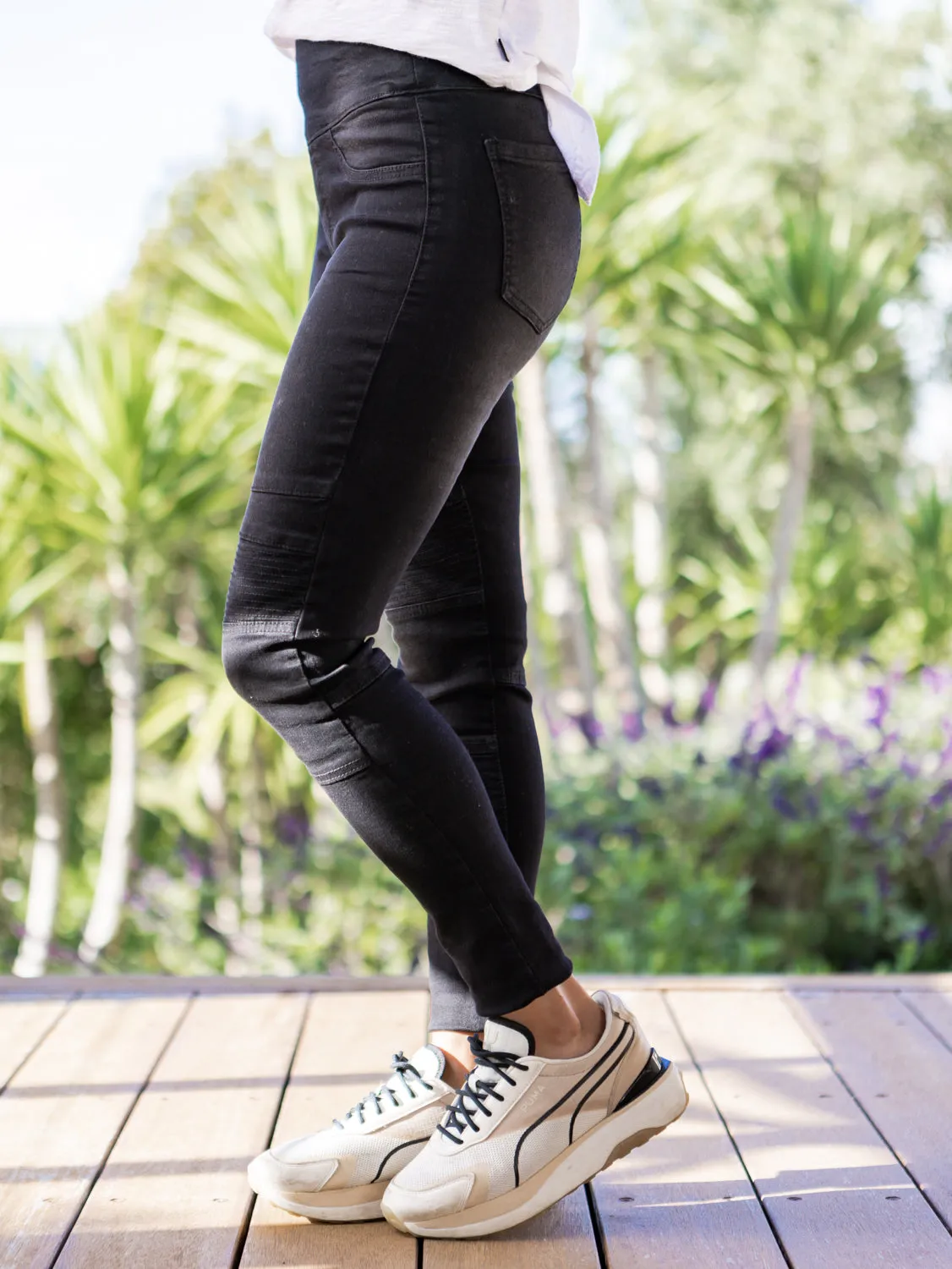 Ruby Pull On Jeans - Black