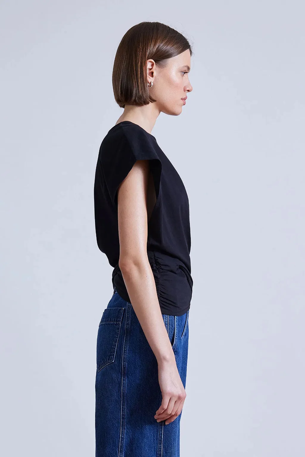TWIST DRAPE TEE