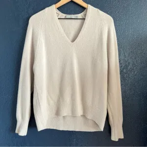 VINCE V-Neck Cashmere Sweater