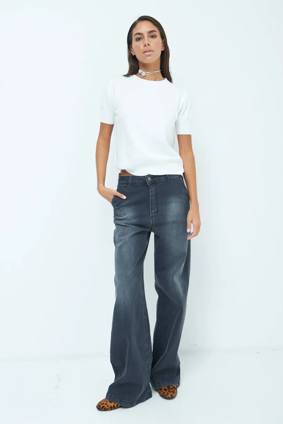 Wide-leg high-waisted denim trousers wholesale