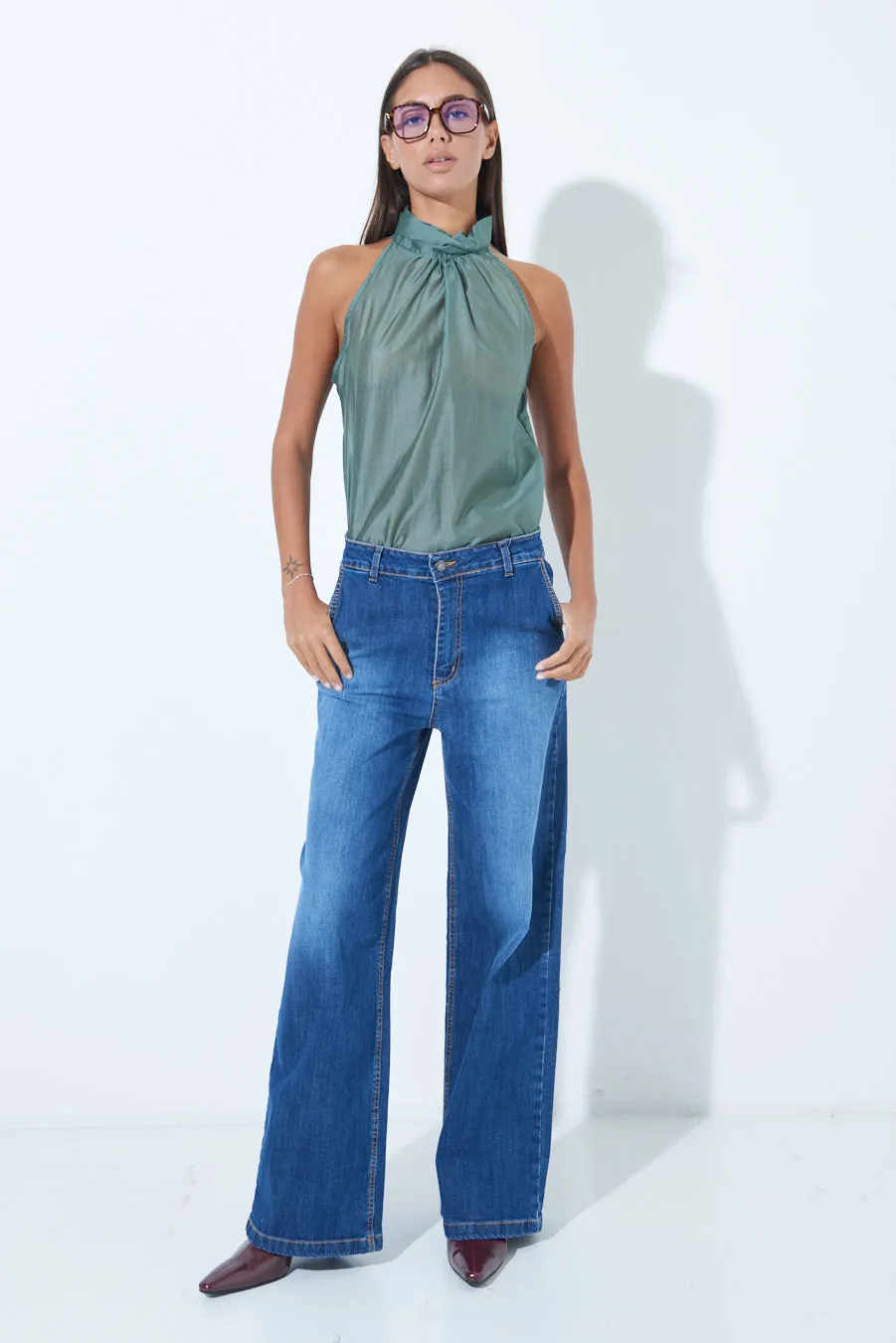 Wide-leg high-waisted denim trousers wholesale